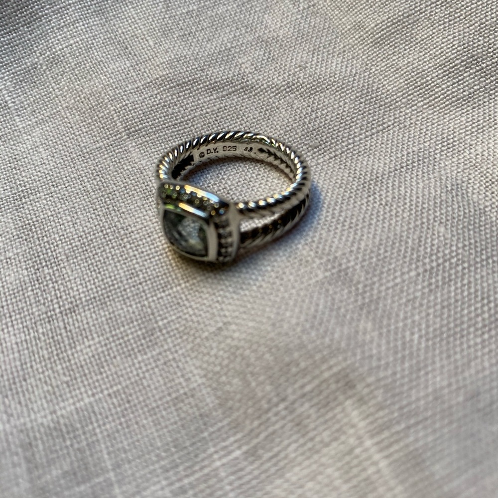 Authentic David Yurman Petite Albion Ring - estate
